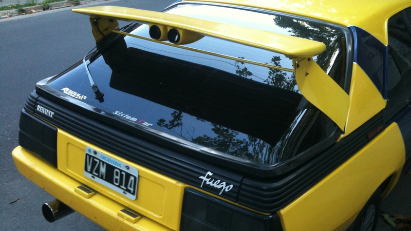 Illustration for article titled This Renault Fuego will go to the end of the world